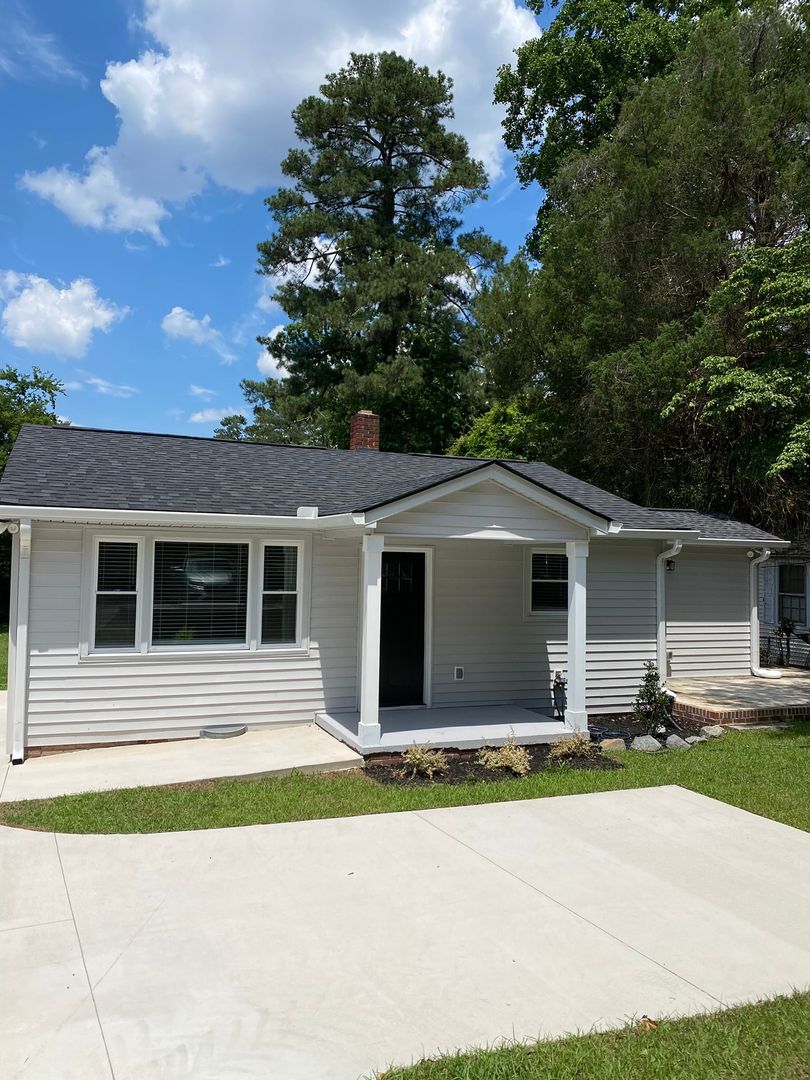 Columbia House: 3811 Barwick Street