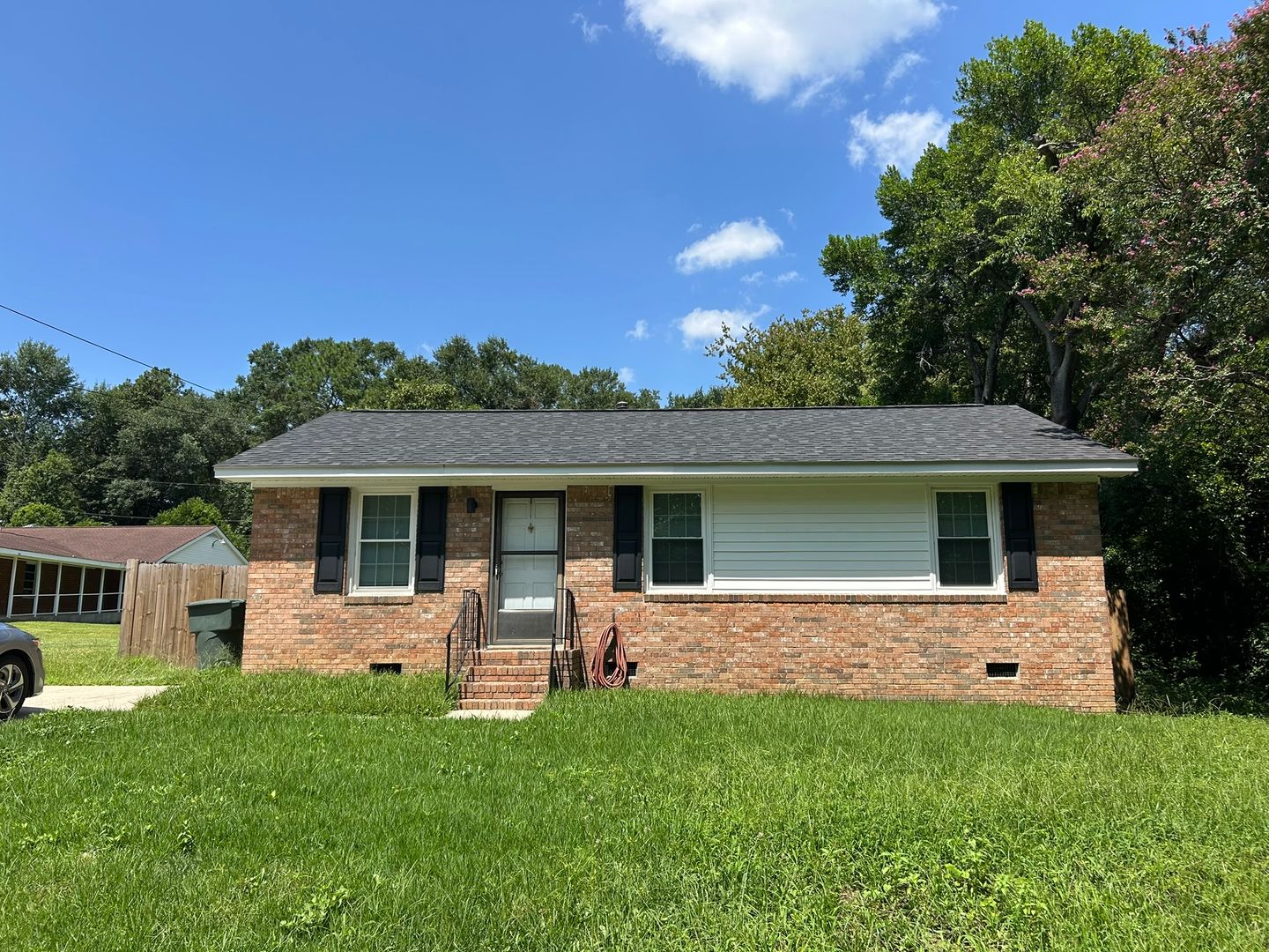 Columbia House: 3825 Monroe Street