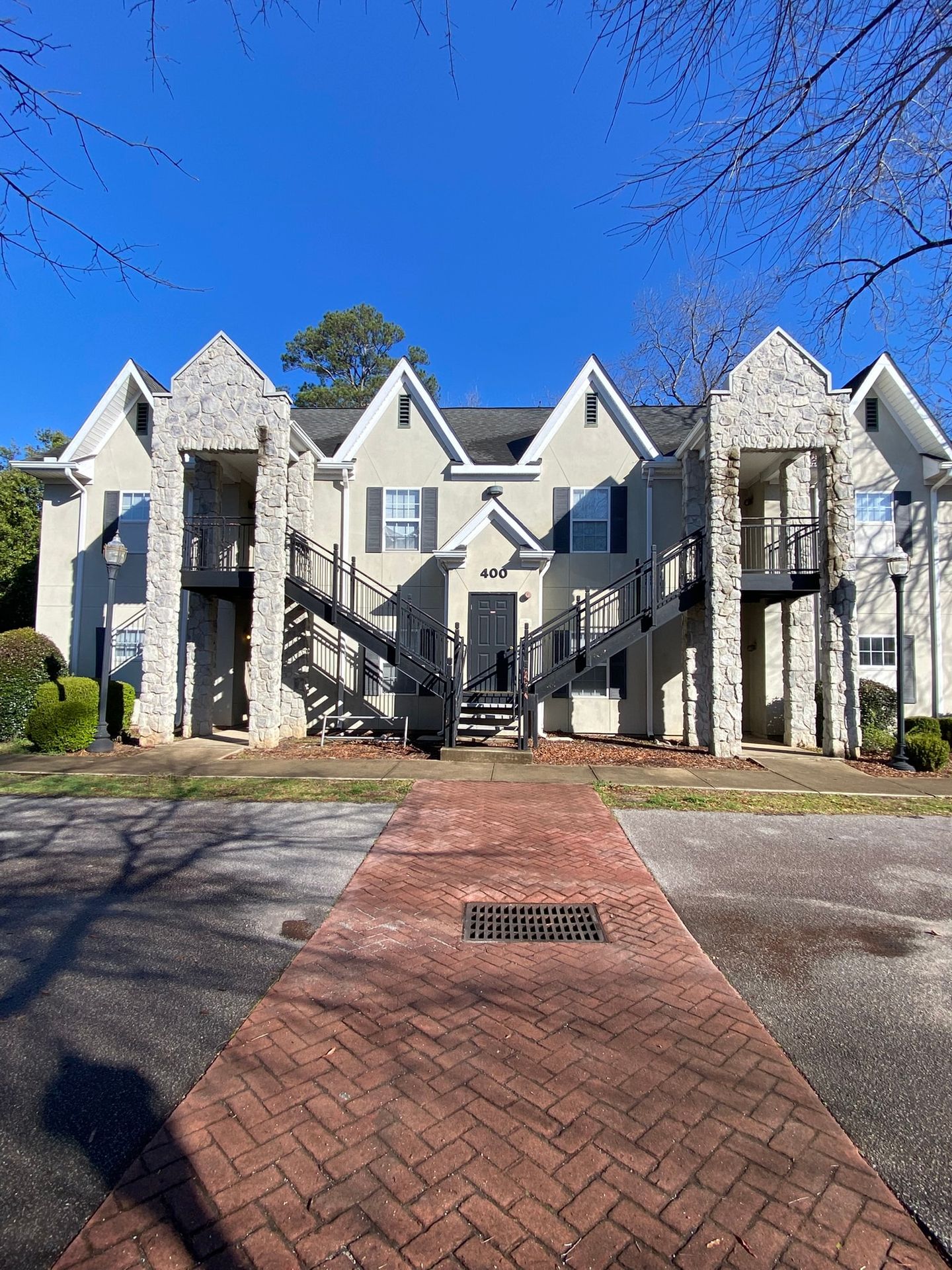 Columbia Apartment: 4201 Arlington Street