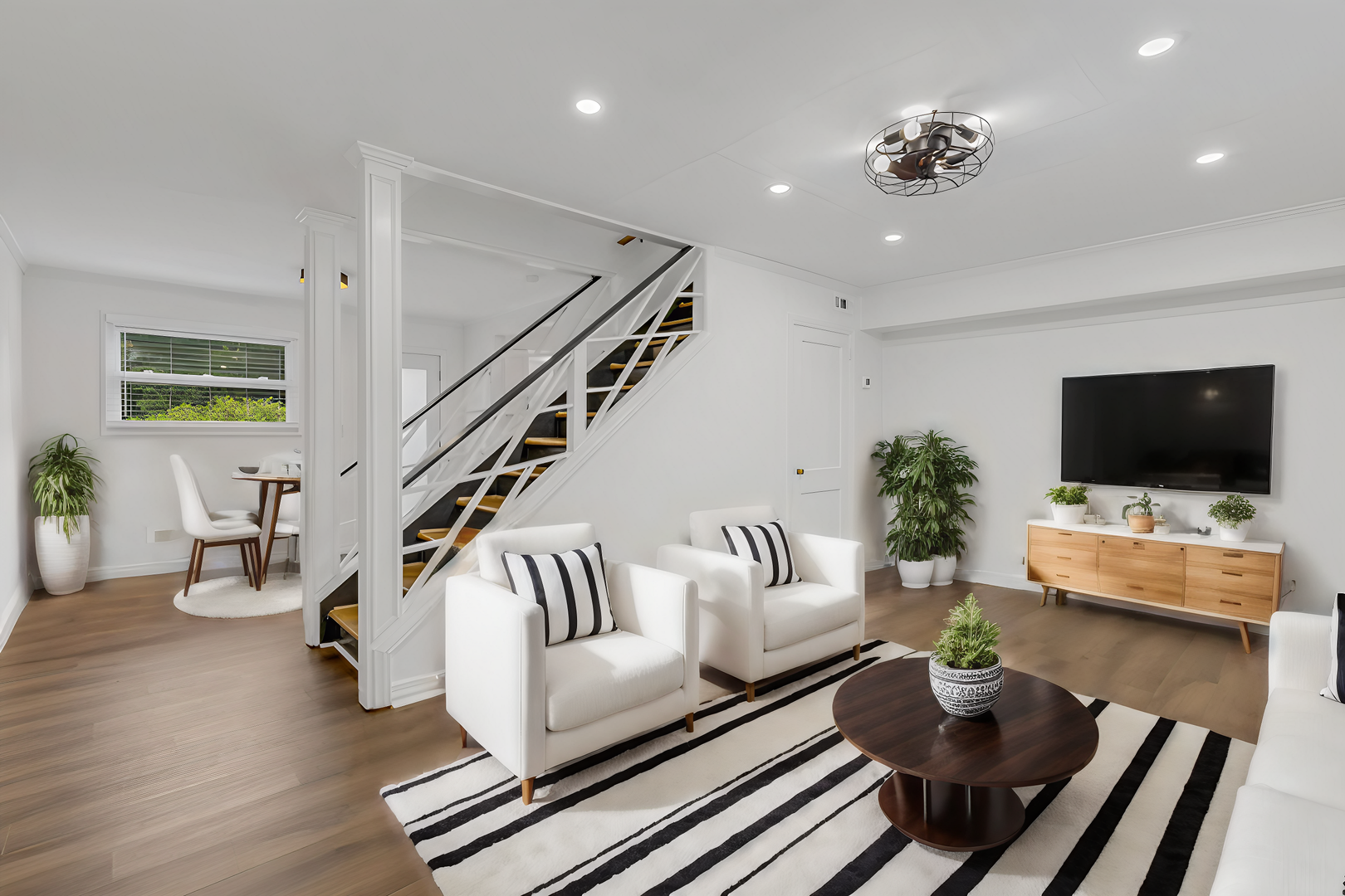 Greenville Townhome: 605 University Rdg.