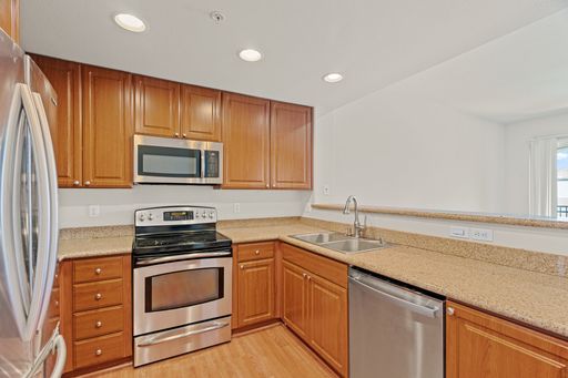 Exclusive Penthouse Unit In Mission Terrace Overlooks The Pool! – photo 1