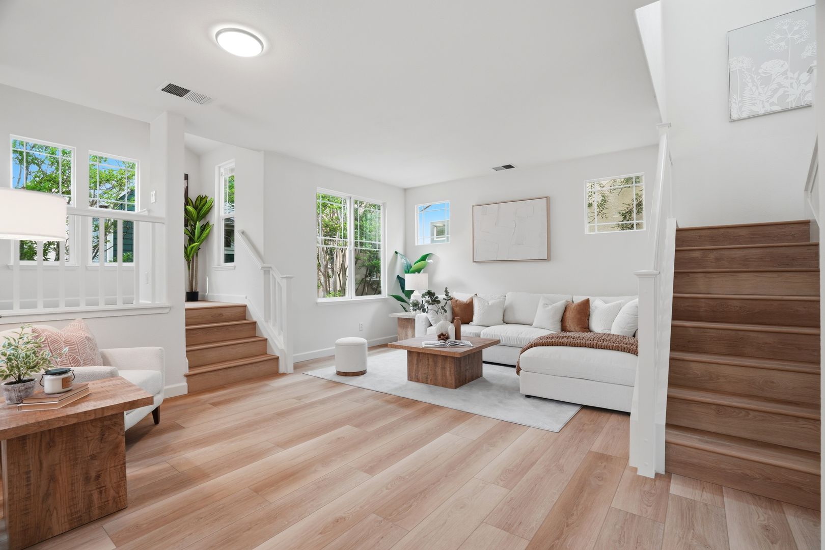 Santa Clara House: 4142 Tobin Circle