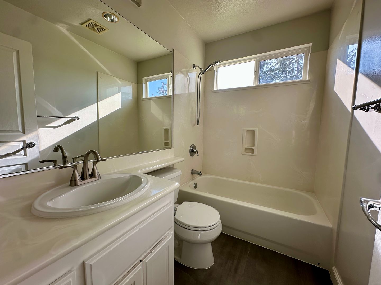 Santa Clara House: 4226 Tobin Cir