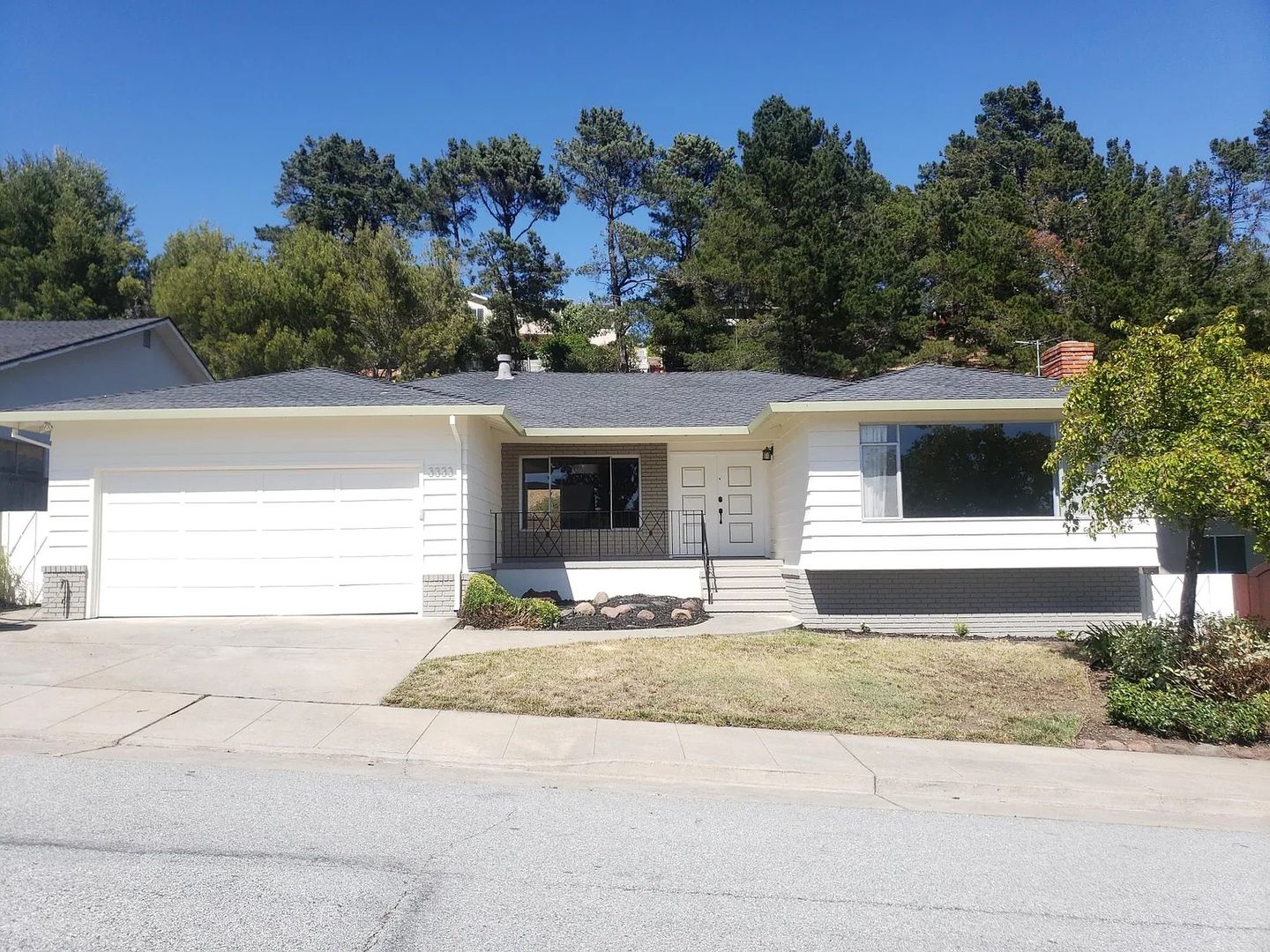 San Mateo House: 3333 Countryside Drive