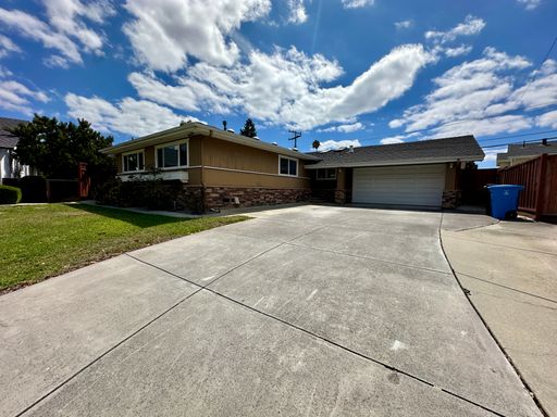 Beautifully Updated 4-Bedroom Home in Santa Clara – photo 1