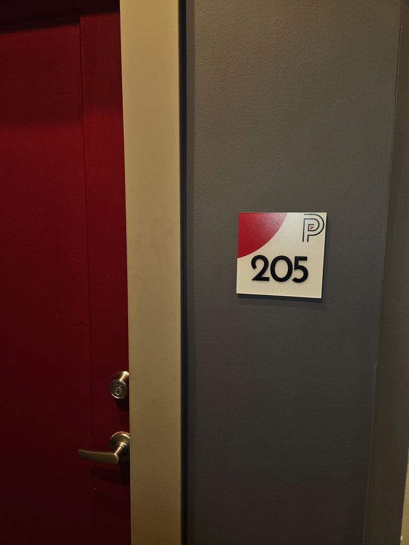 Lansing Apartment: 2222 E. Michigan Avenue