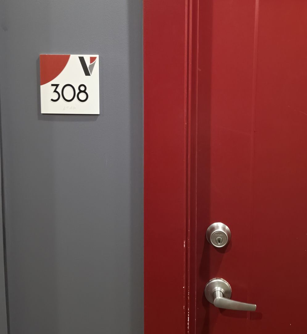 Lansing Apartment: 2010 E. Michigan Avenue