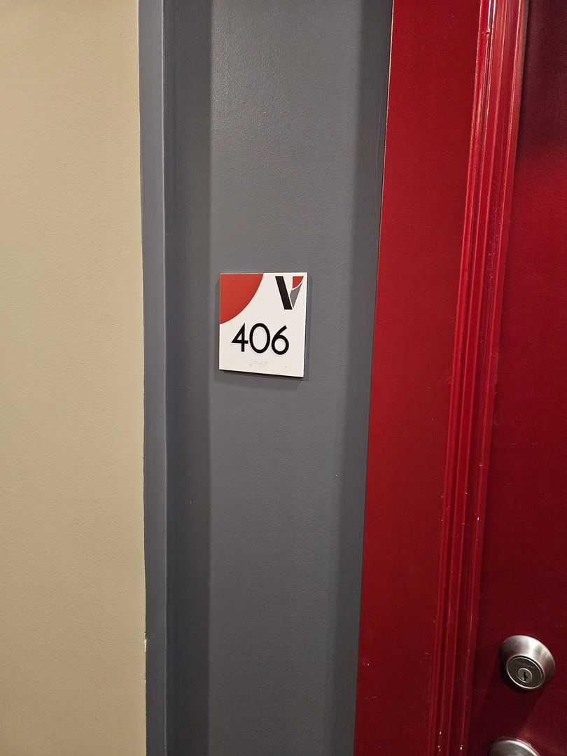 Lansing Apartment: 2010 E. Michigan Avenue