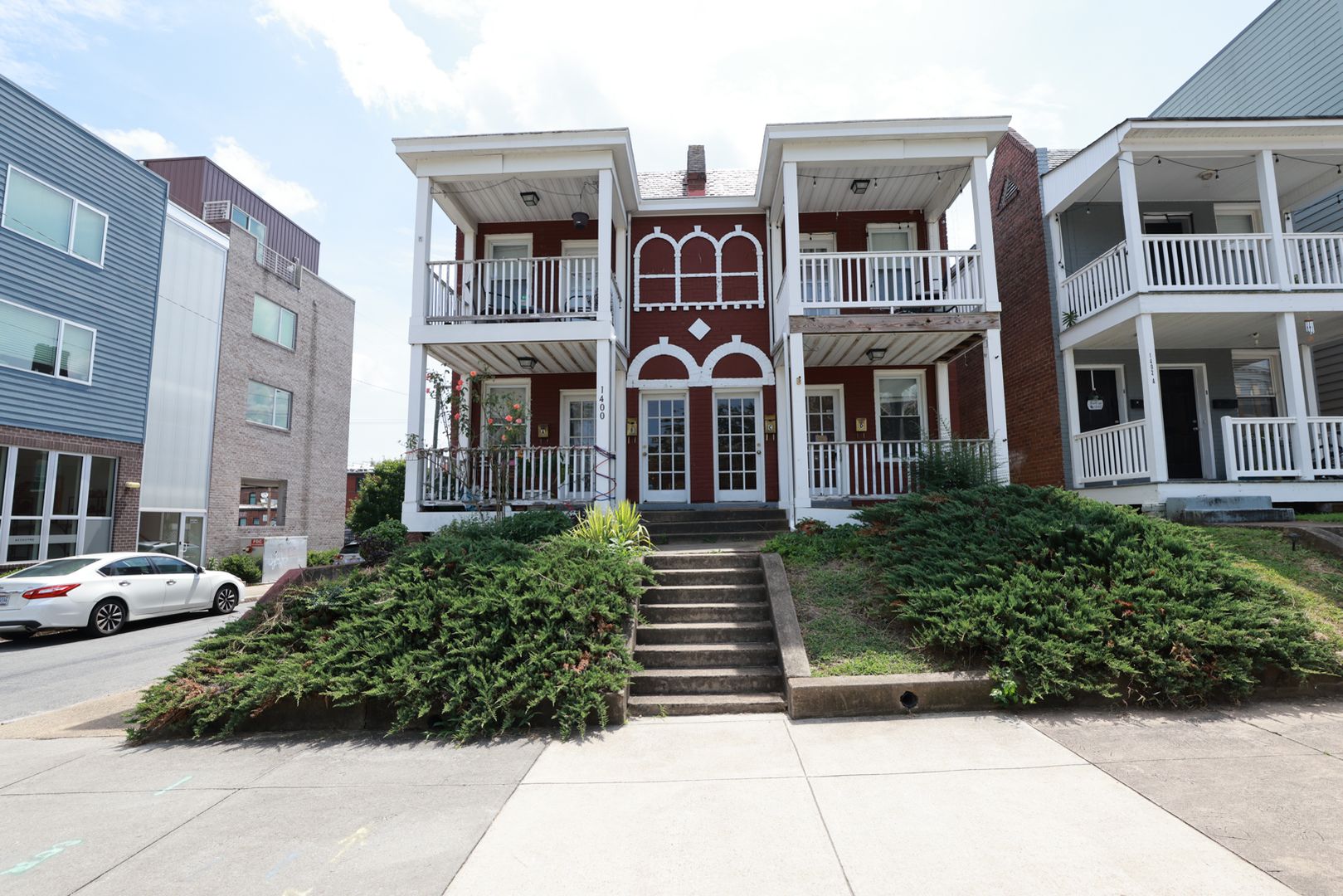 Richmond House: 1400 Bainbridge St