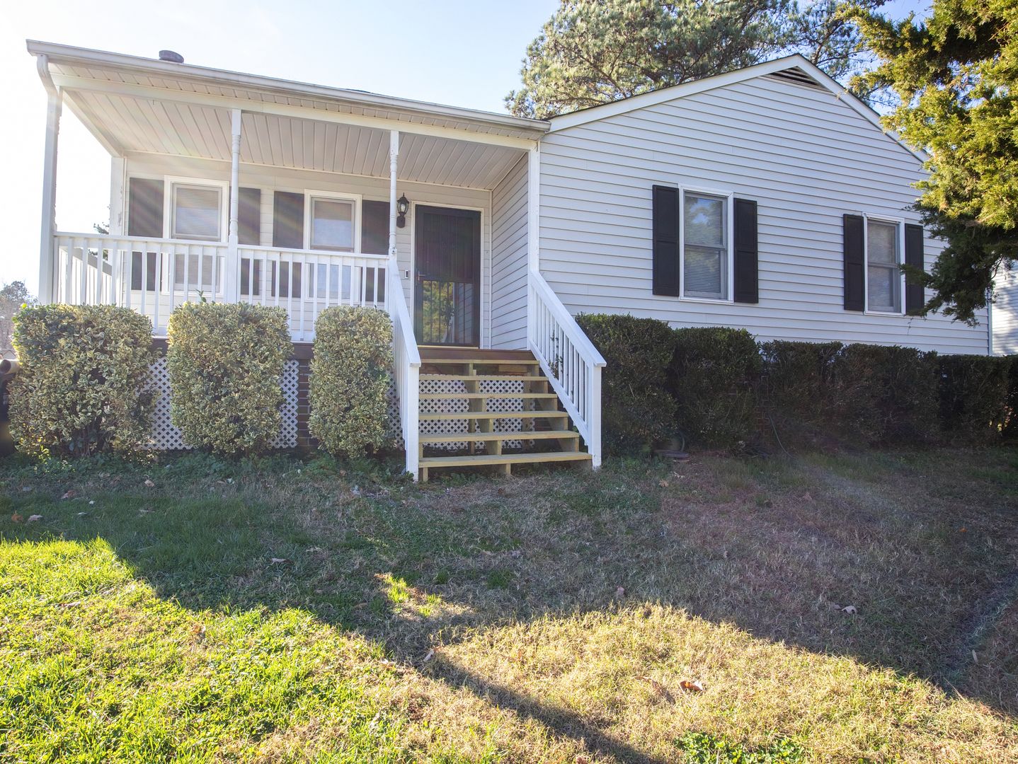 North Chesterfield House: 7412 Pineleaf Dr