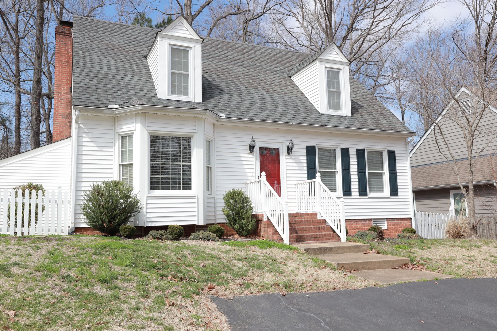 Midlothian House: 12316 Boxford Ln