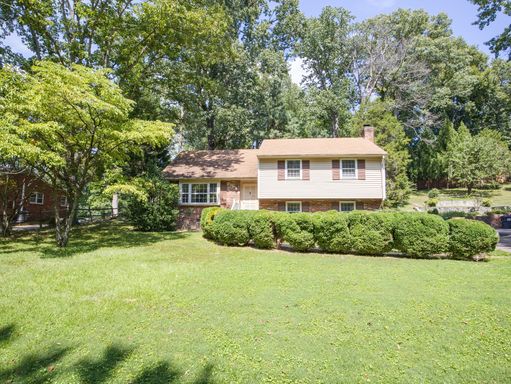 Spacious 4-Bedroom Home Ready to Move In