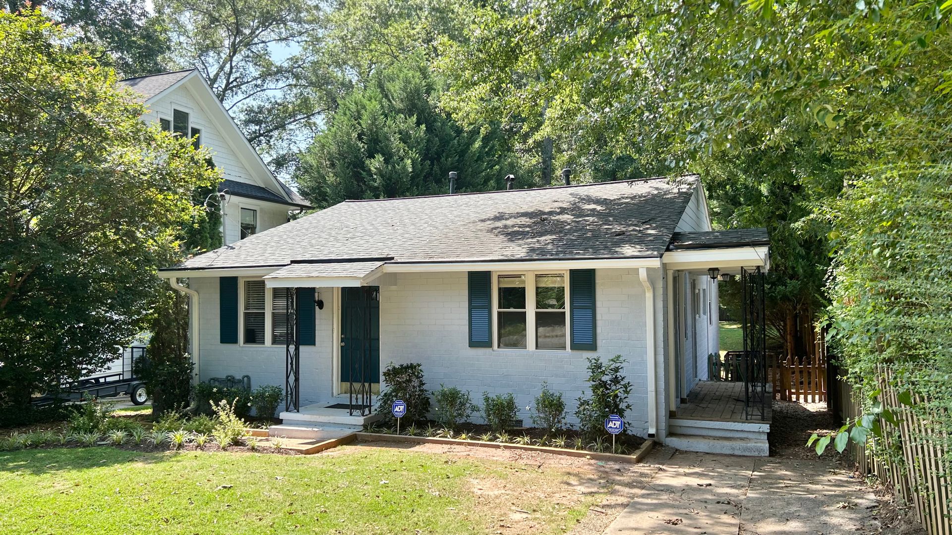 Decatur House: 238 Sterling Street