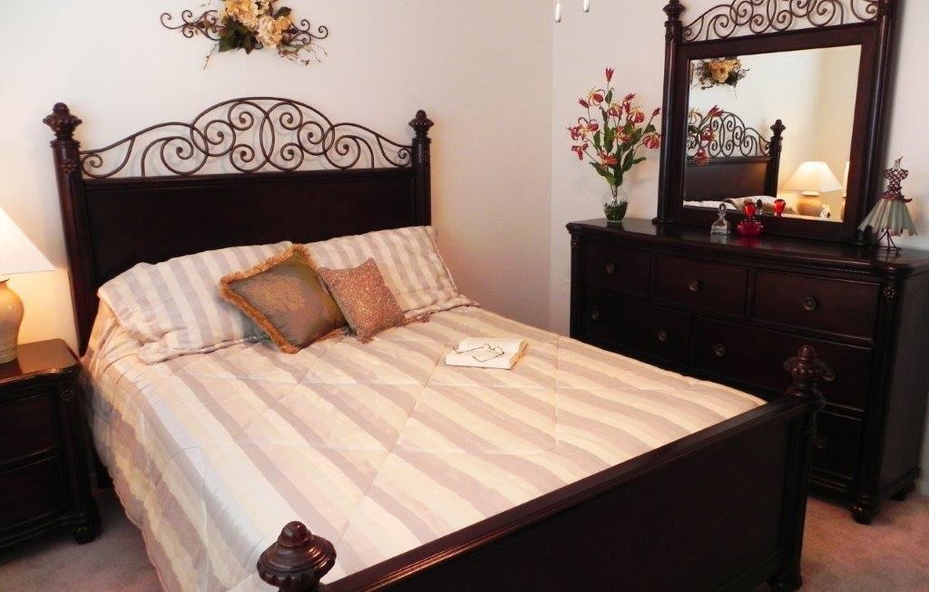 Coralville Apartment: 2030 9th St.