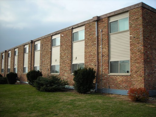 Large 2 bedroom 1 bath in Coralville!