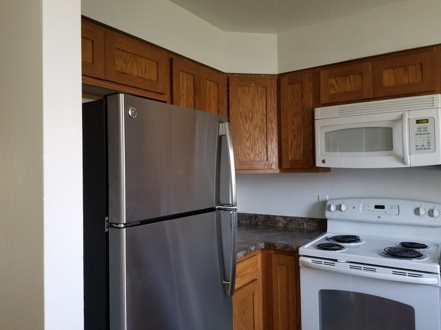 Coralville Apartment: 1805 5th St