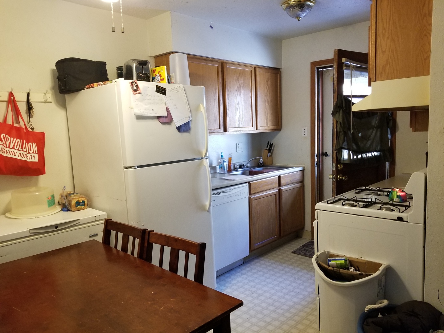 Coralville Apartment: 2551 Holiday Rd.