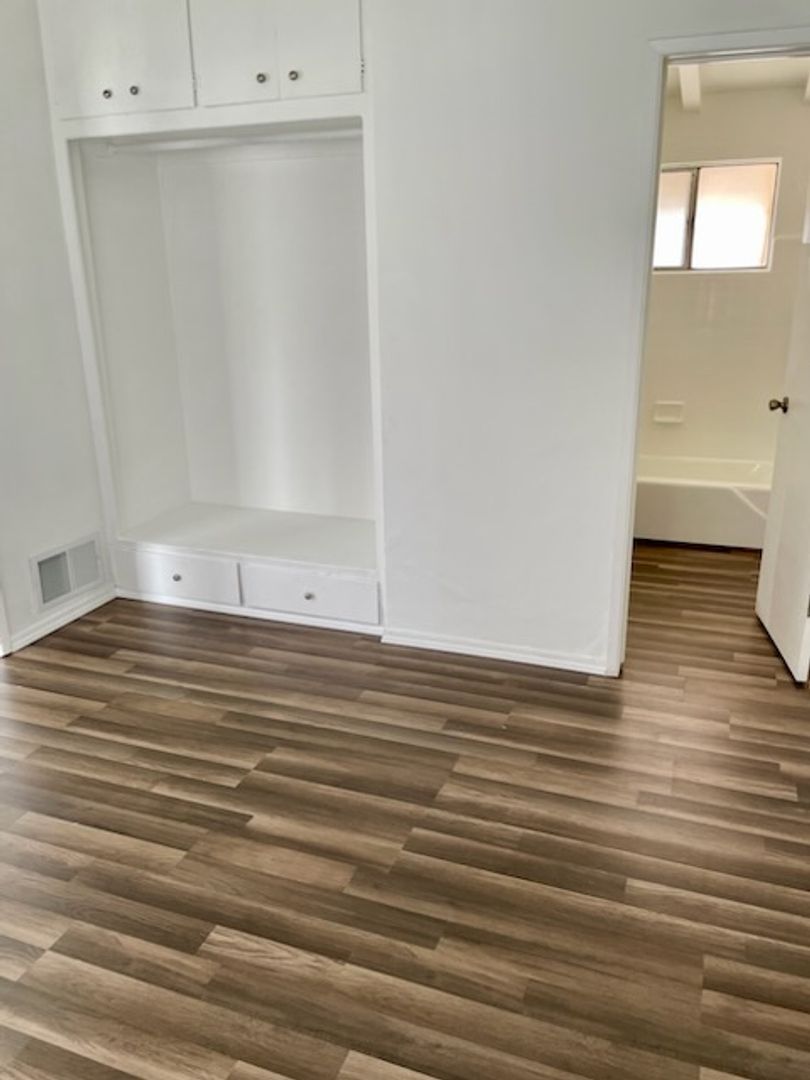 560 E. Oakland Avenue, Unit K, Hemet, CA 92543