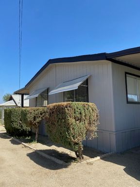 2 Bedroom, 2 Bathroom Mobile Home on Ranch in San Jacinto - Available Now! – photo 1