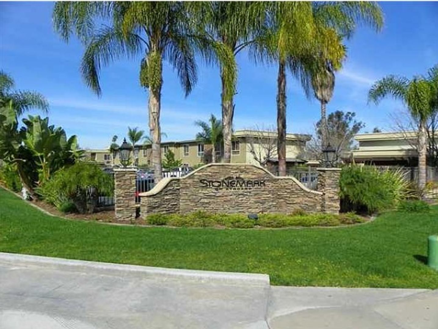 El Cajon Condo: 792 Avocado Avenue