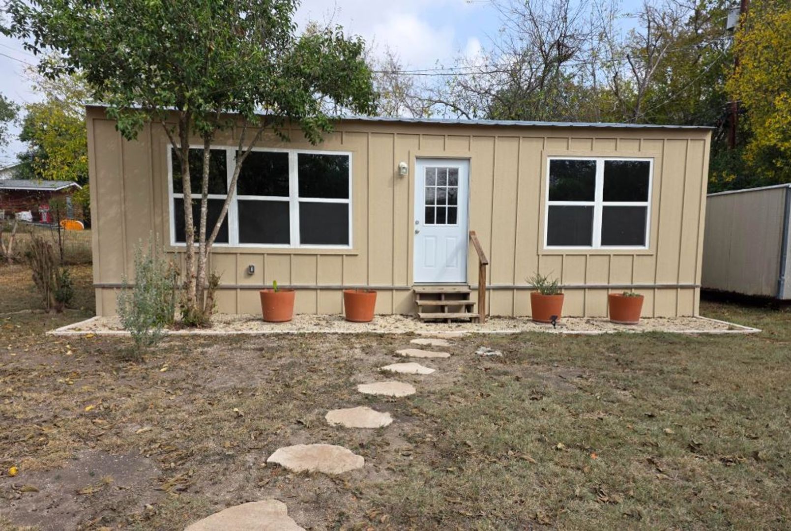 Kerrville House: NM -505 East Lane - Studio