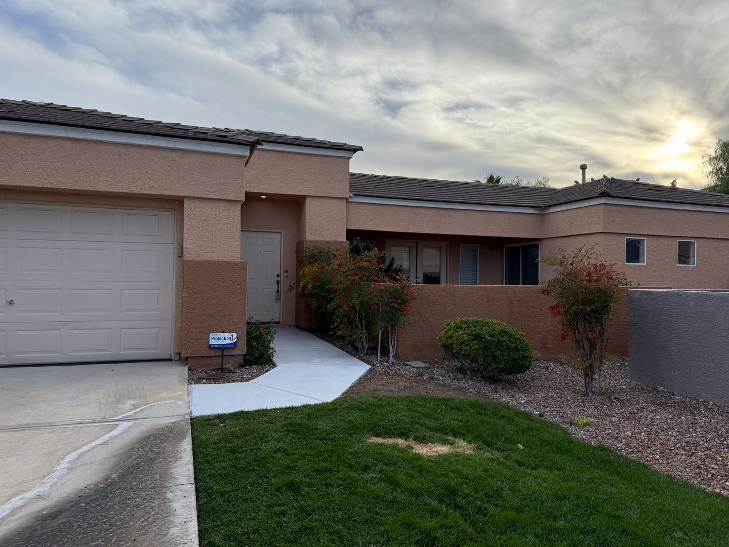 Las Vegas House: 641 Bear Grass Street