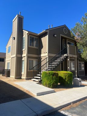 Ready for Move In. One Month Free Rent – photo 1