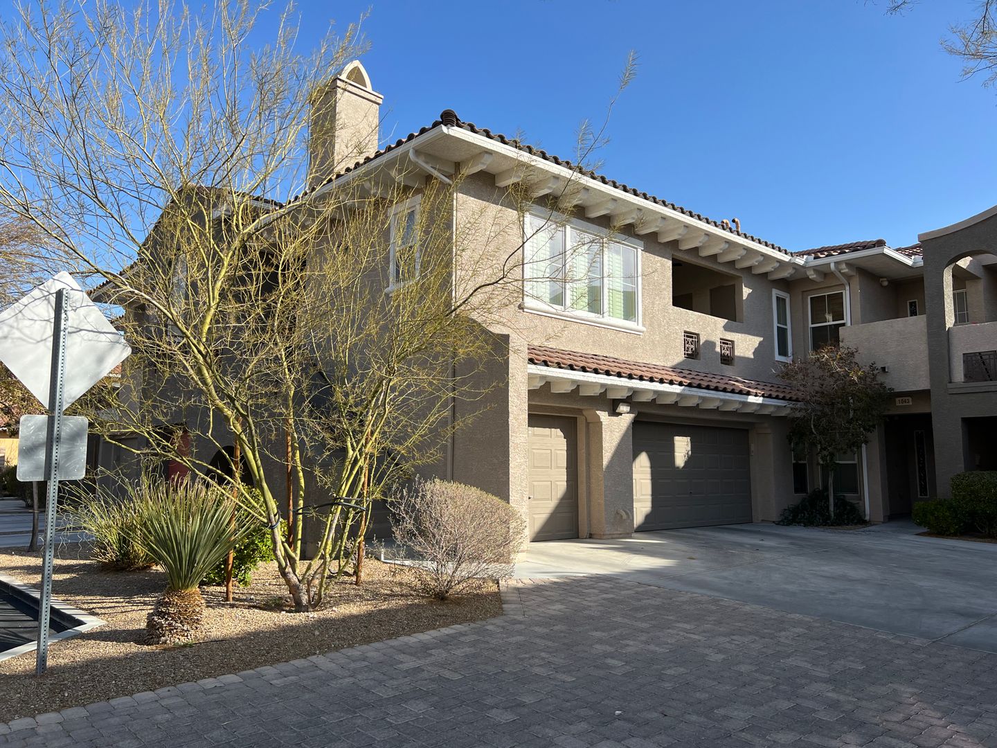 Las Vegas House: 840 Canterra St