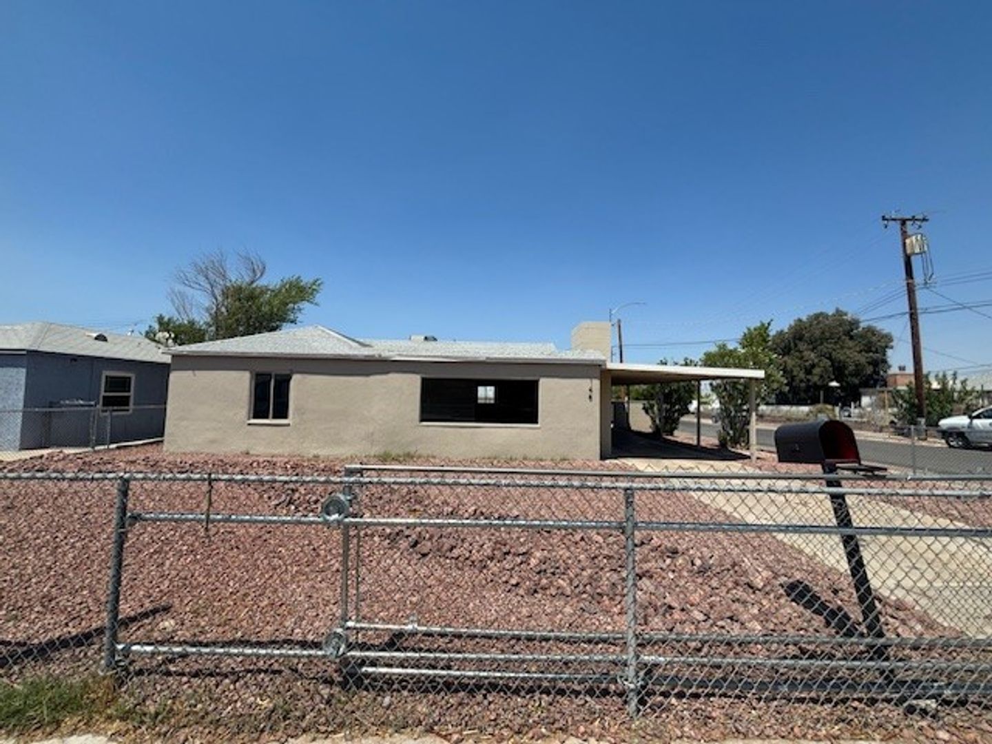 Henderson House: 148 Fir Street