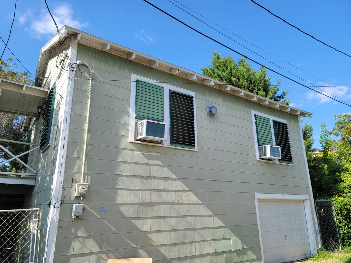 Galveston Apartment: 2323 Avenue N