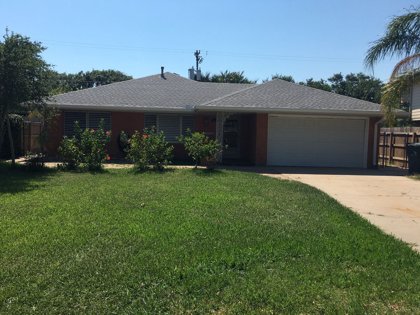 Galveston House: 1221 Marine Dr.