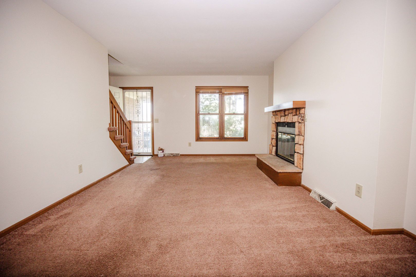 Toledo Apartment: 4208 Foxfire Court
