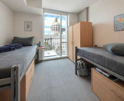 200 Van Ness Avenue - Apply Here for a Double – photo 1
