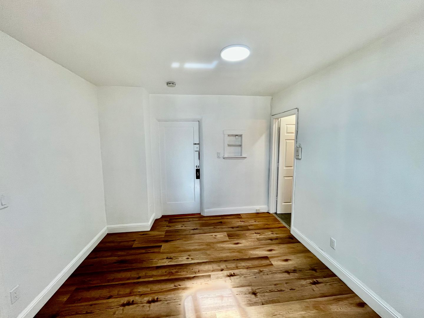 San Francisco Apartment: 2379 27th Ave