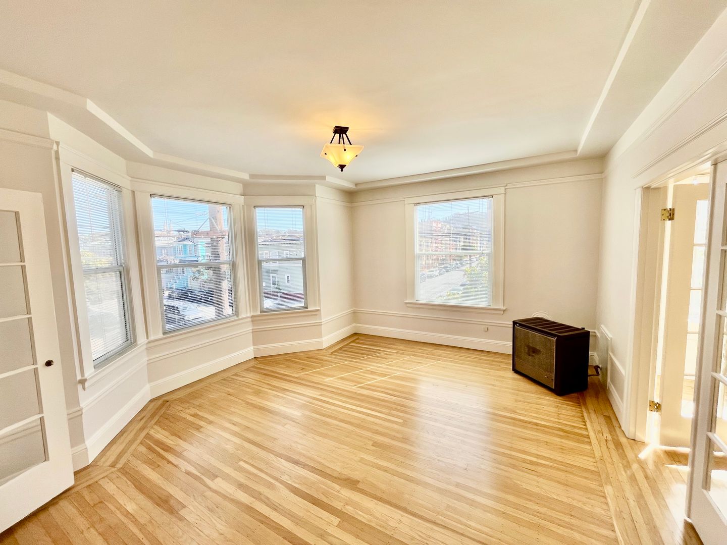 San Francisco Apartment: 491-497 6th Avenue
