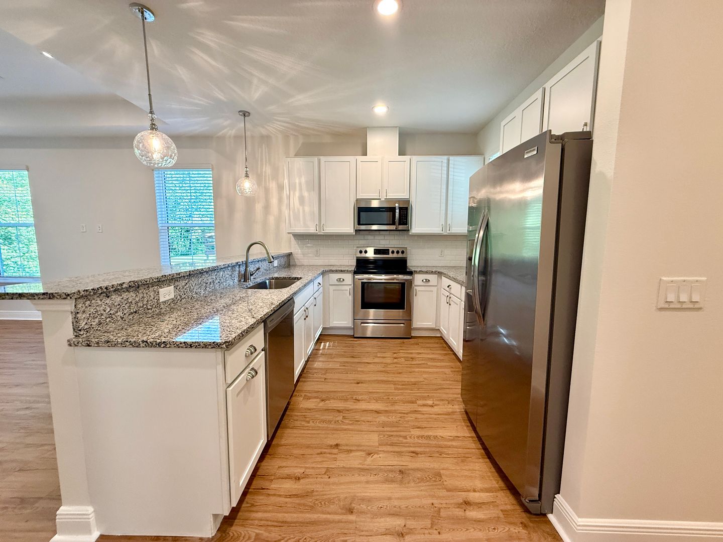 Orange City Townhome: 963 Beau Court