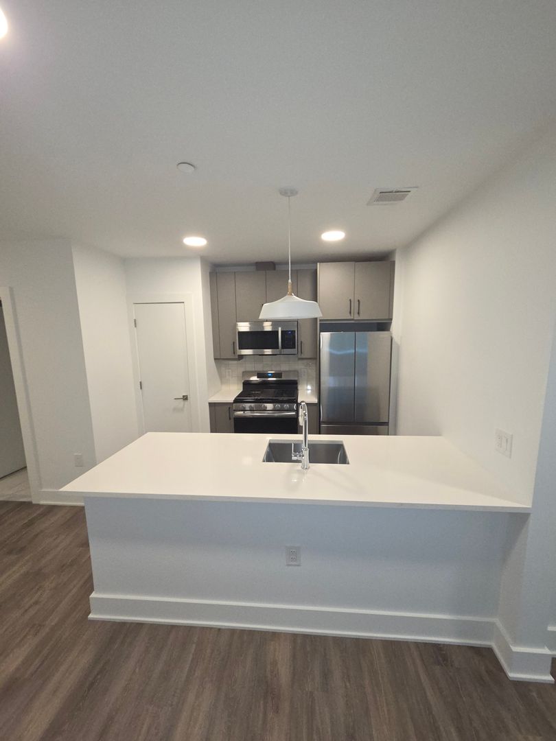 JERSEY CITY Apartment: 403 7TH STREET