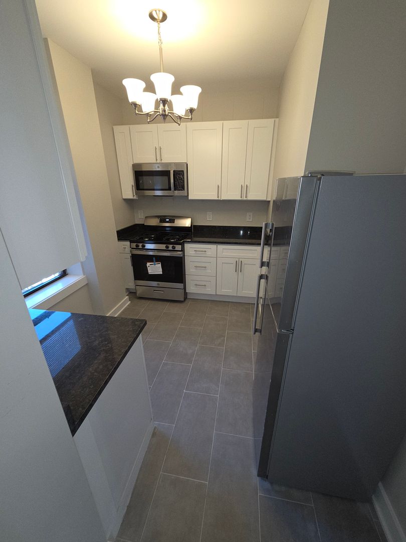 JERSEY CITY Apartment: 713-715 BERGEN AVENUE