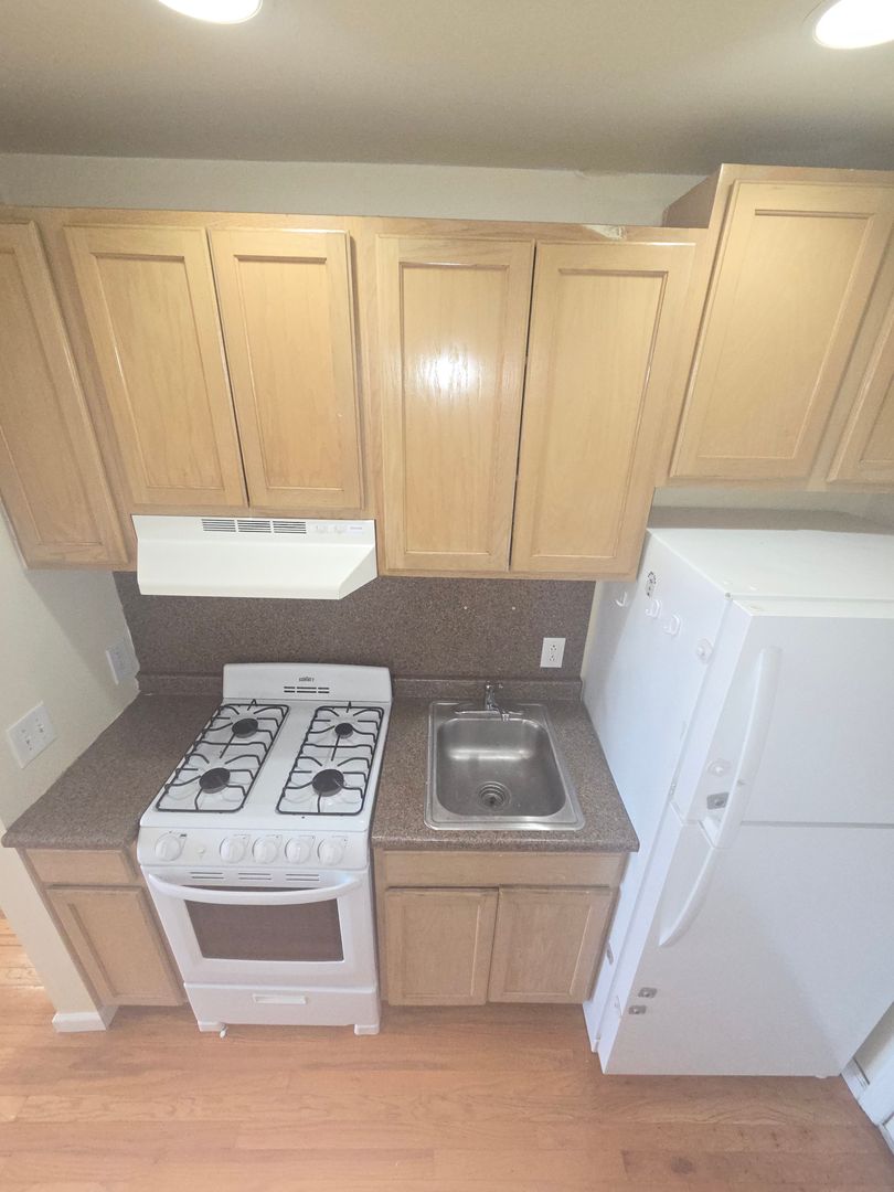 BAYONNE Apartment: 201 BROADWAY