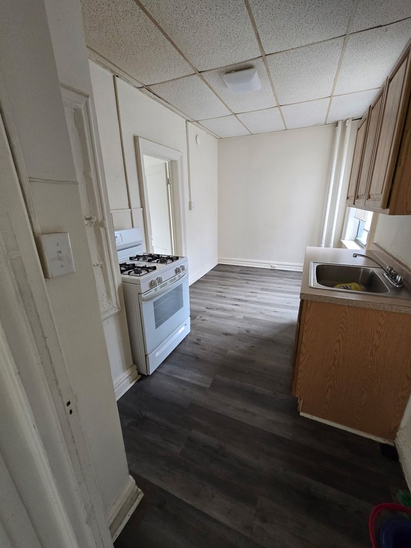 JERSEY CITY Apartment: 38A GAUTIER AVENUE