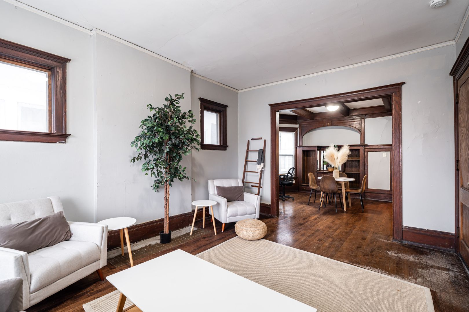 Milwaukee Multiplex: 2943 N Maryland Ave