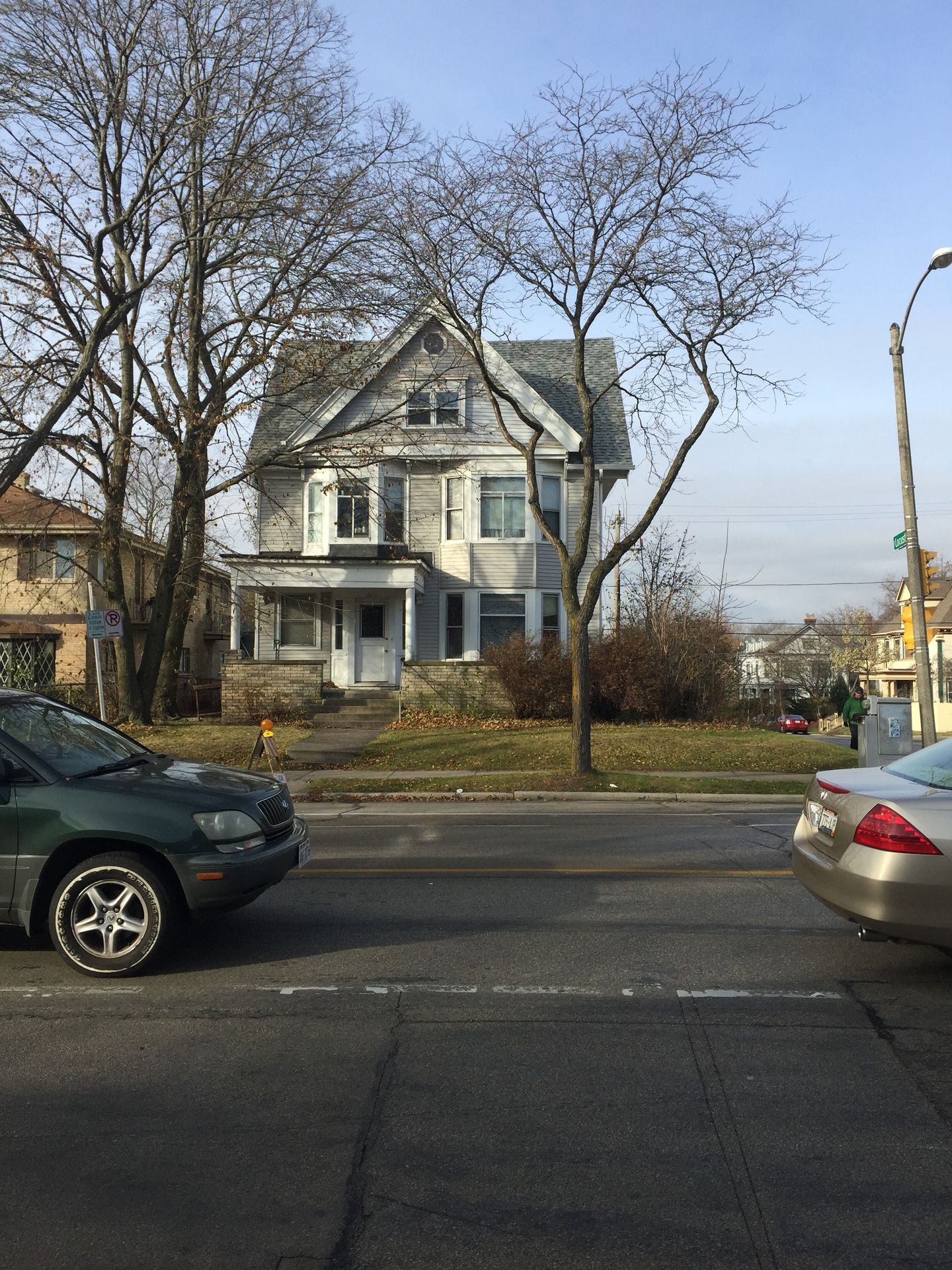 Milwaukee Multiplex: 2863A N Downer Ave