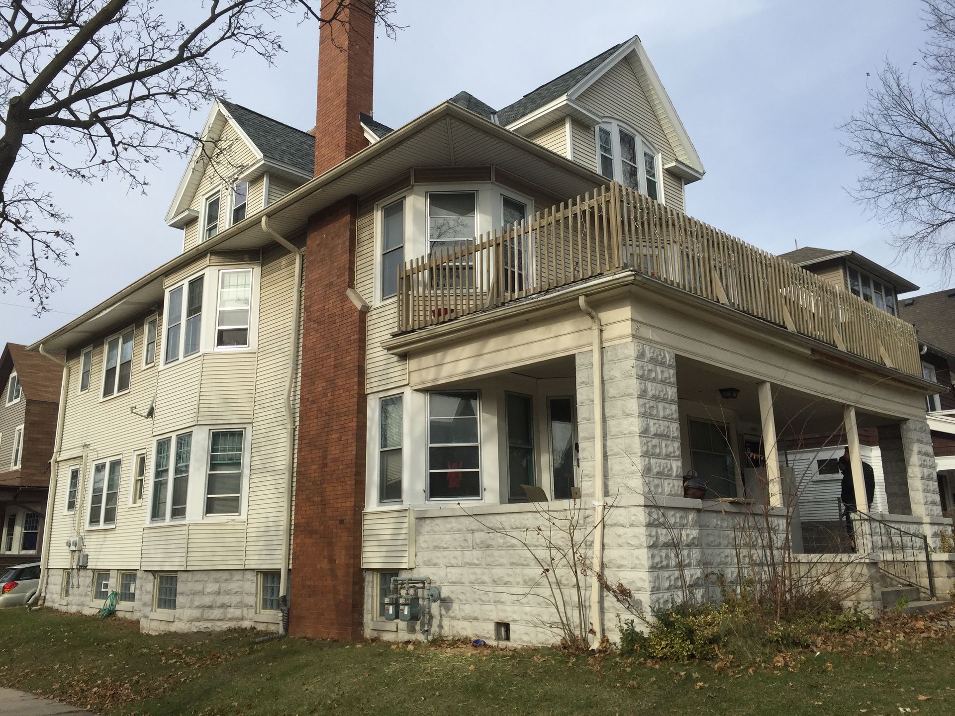 Milwaukee Multiplex: 3003 N Maryland Ave