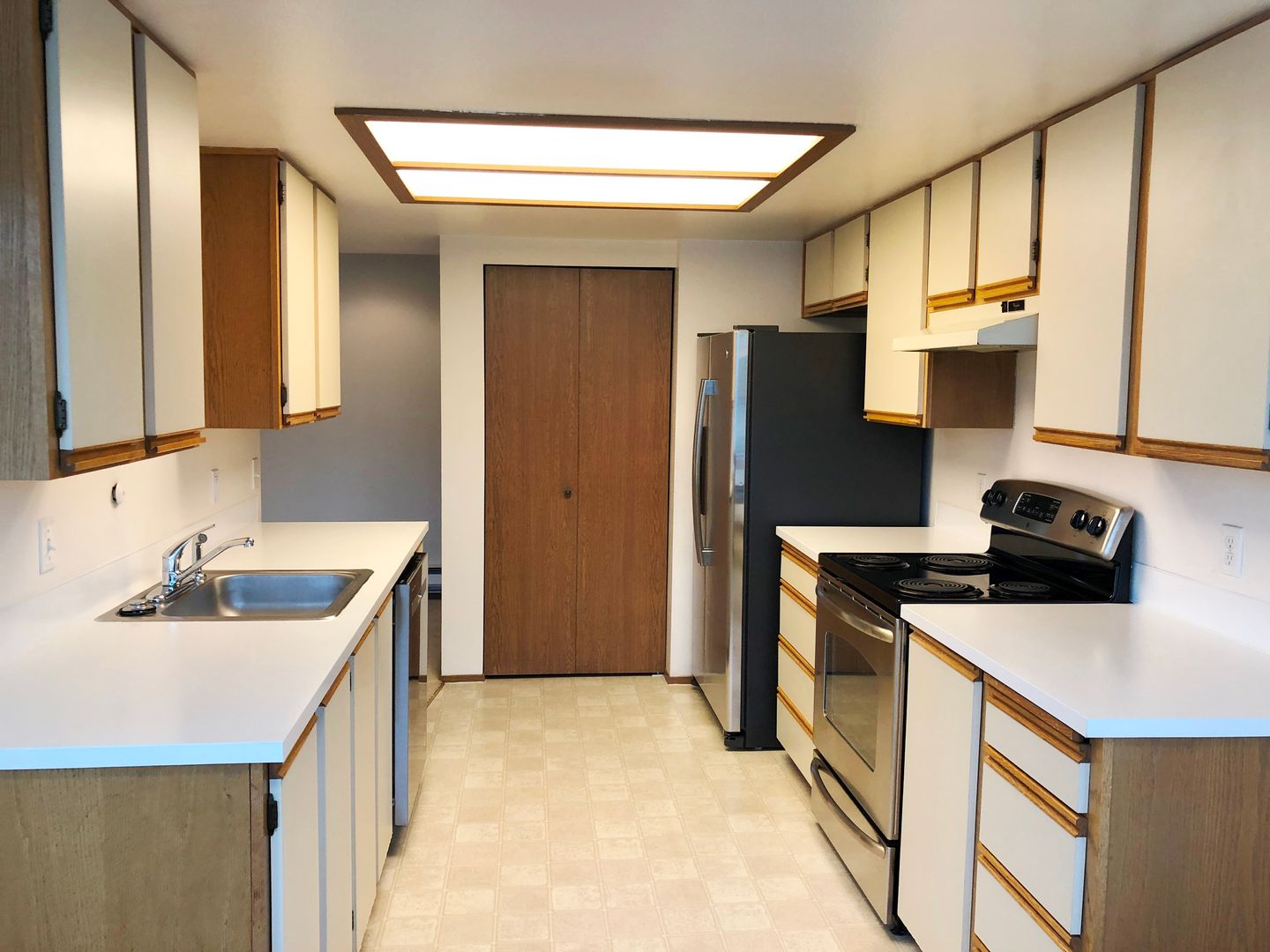 Seattle Apartment: 6200 Sand Point Way NE