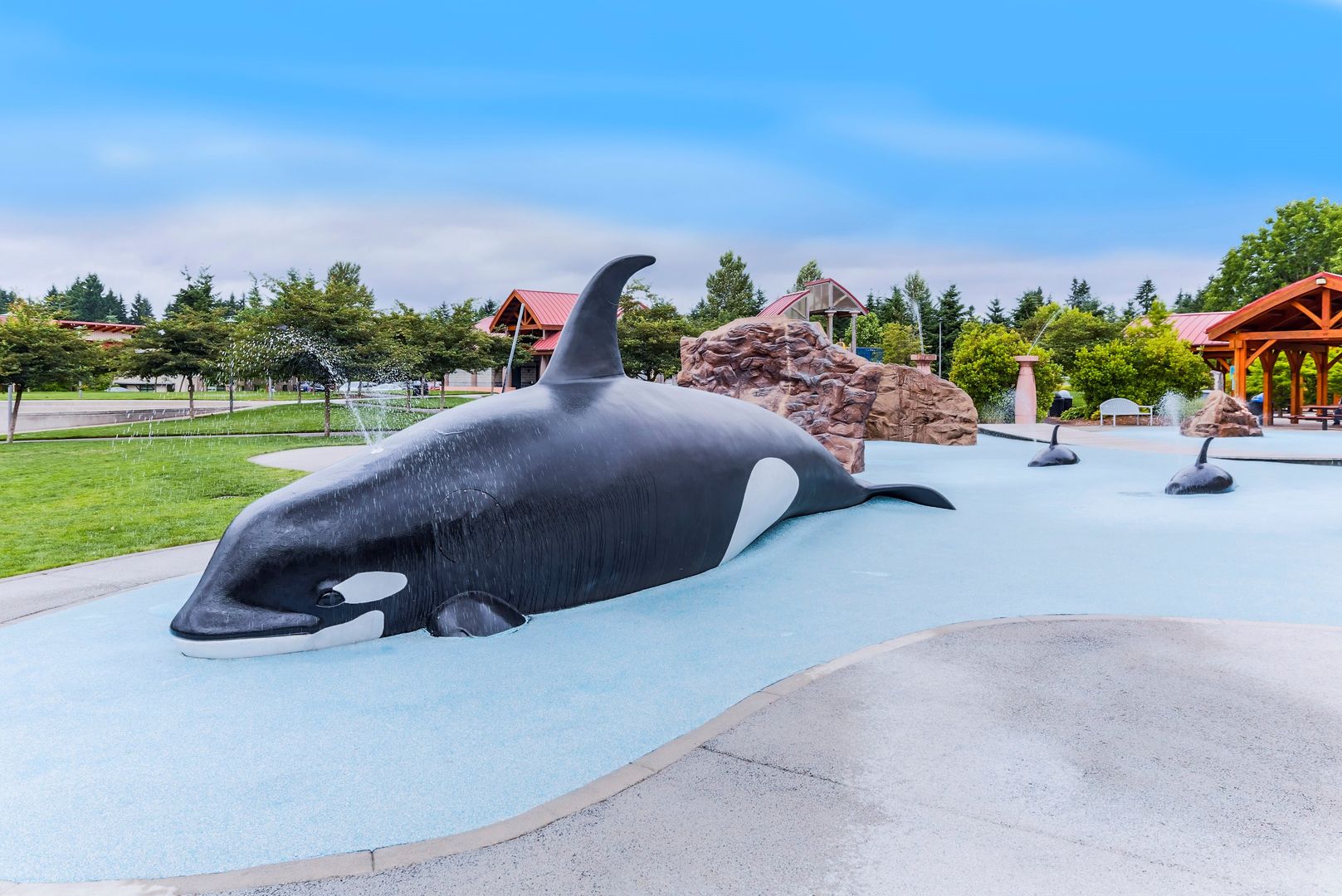 Bellevue Apartment: 16053 - 16057 NE 8th St