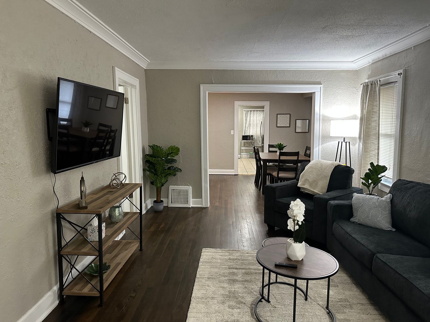 Kansas City House: 2115 E 68th Terrace