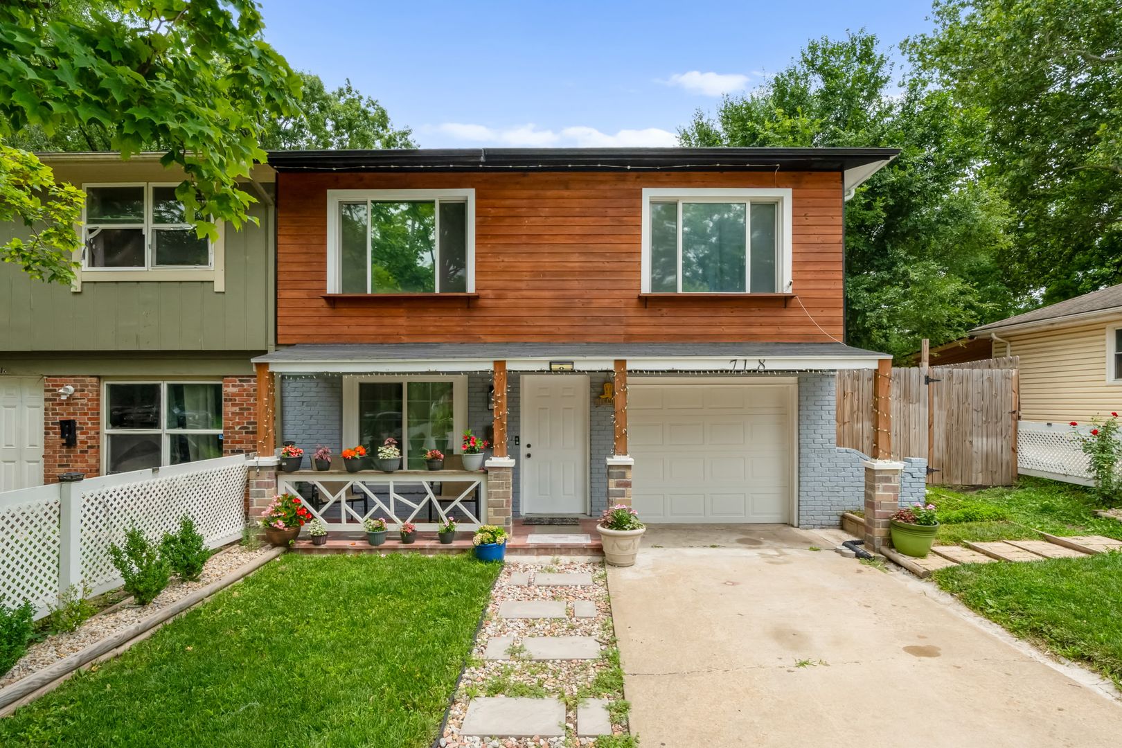 Olathe Townhome: 718 S Stevenson St