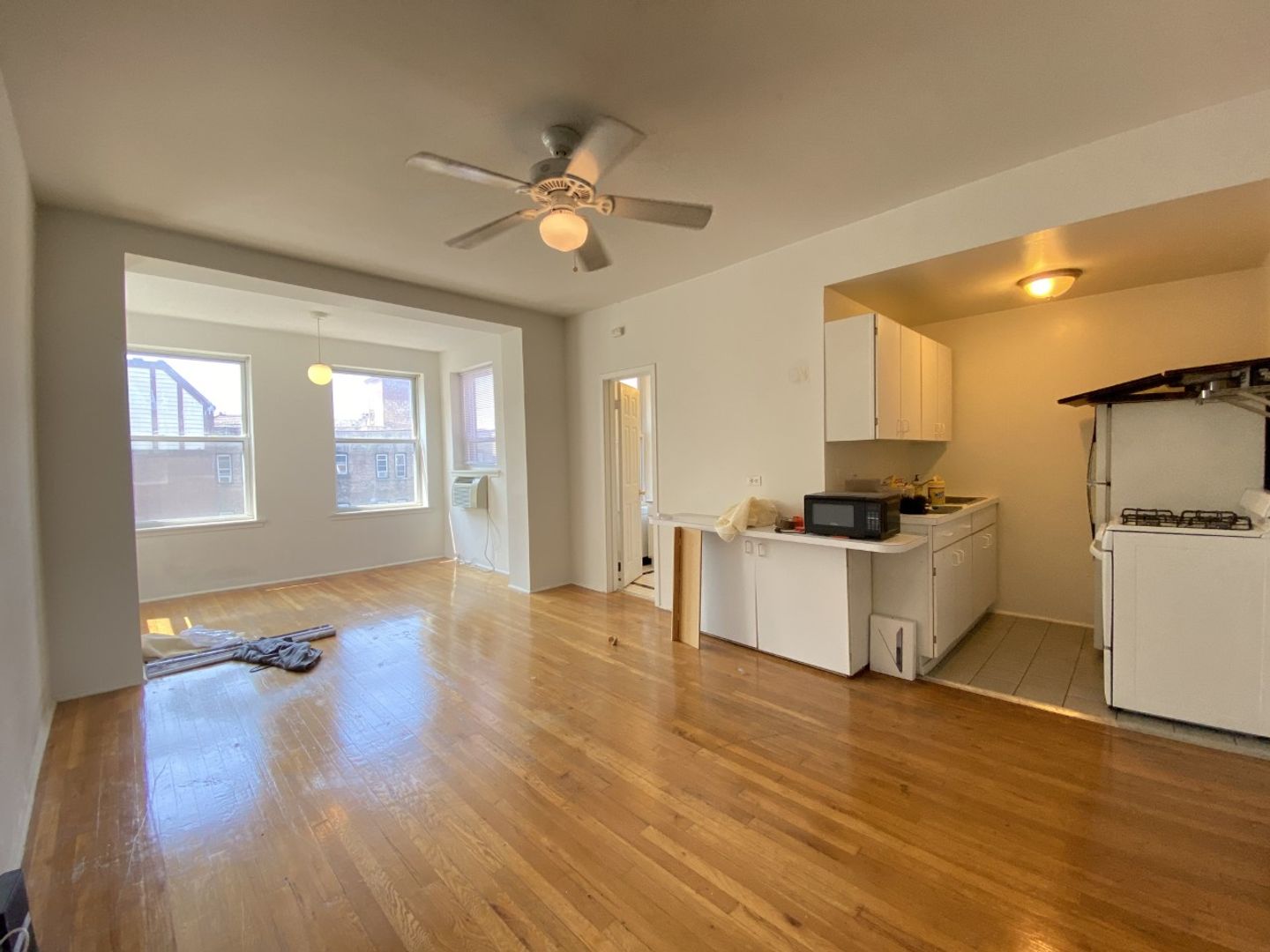 Chicago Apartment: 5528 N Kenmore Ave