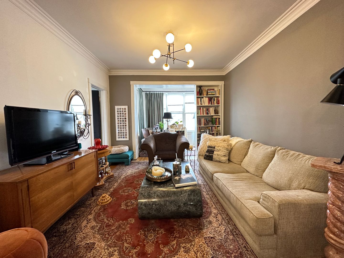 Chicago Apartment: 3852-54 W Irving Park Road / 4001-09 N Springfield Ave