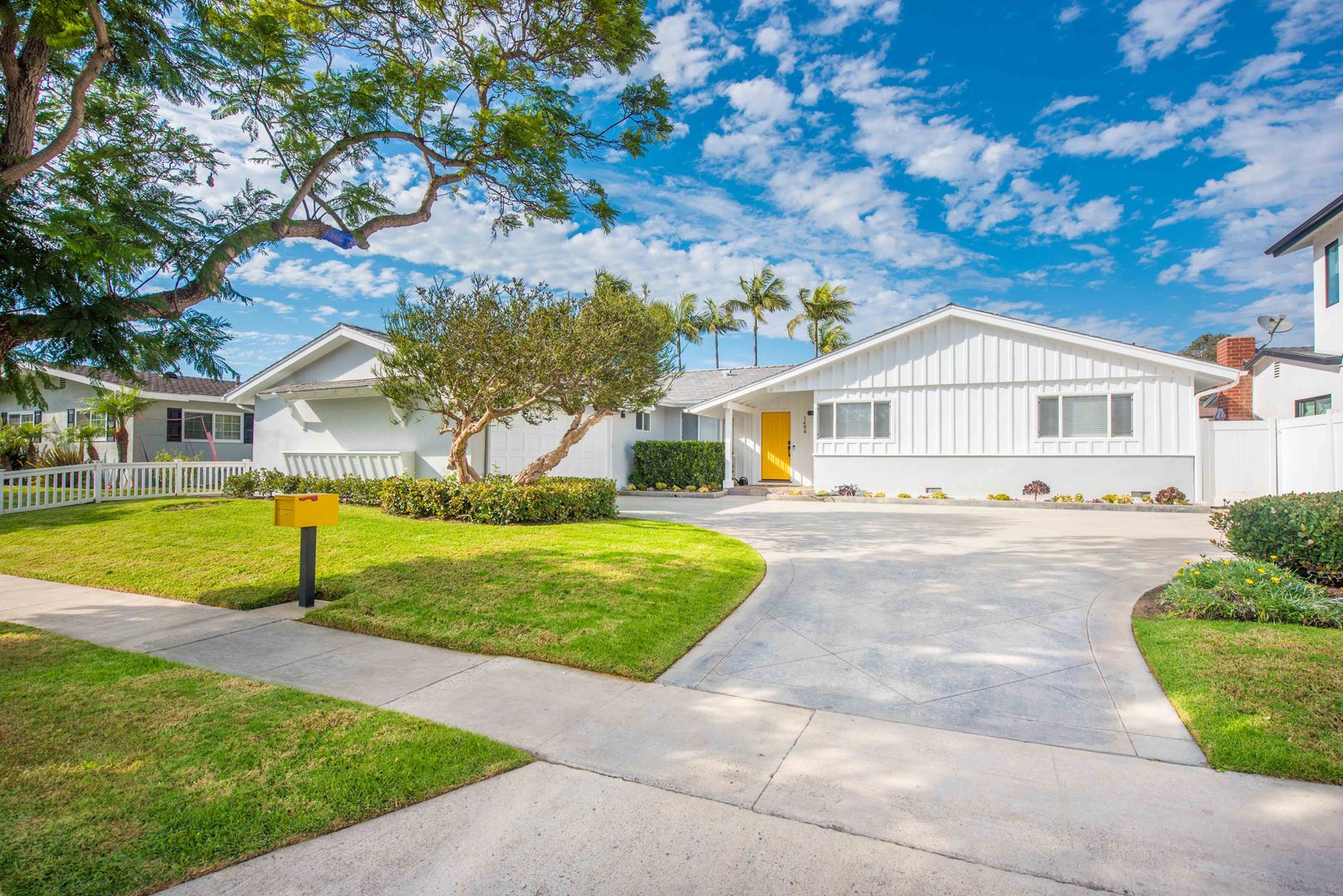 Newport Beach House: 1406 Mariners Drive